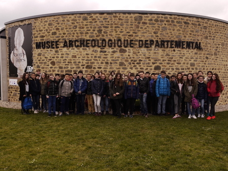 Le latin à Saint-Pierre Le latin à Saint-Pierre